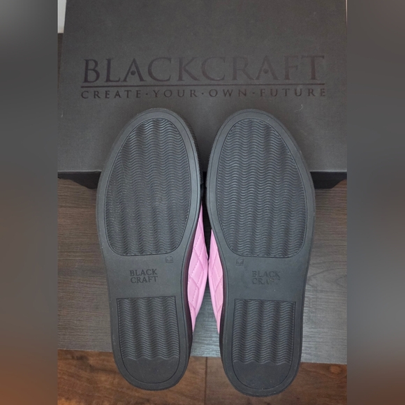 Blackcraft Sabrina Pink Quilted Sneakers • NWT • Size 7.5 - Picture 3 of 8